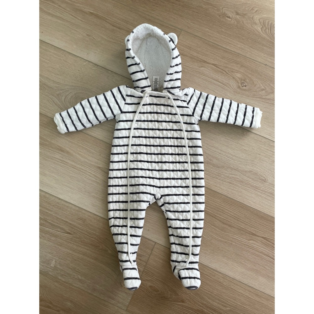 Nordstrom Bunting Baby 12M White Excellent Striped Quilted Bear Ear Hooded Pram
